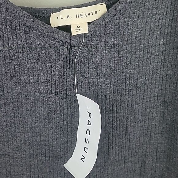 LA Hearts Gray Ribbed Knit Short Sleeved Romper. Size Medium NWT - Picture 6 of 9